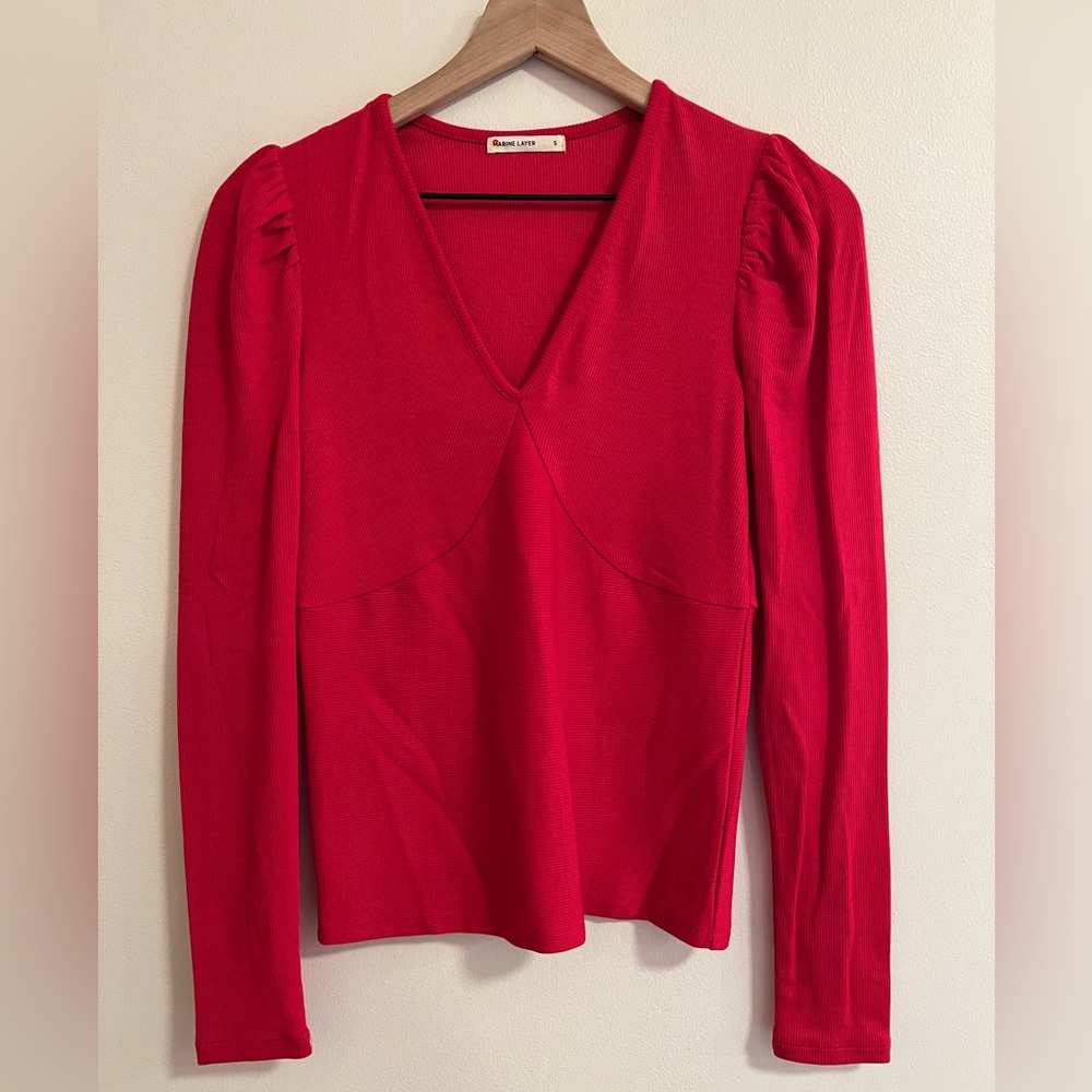 Marine layer Lexi Rib V-Neck Top in Barberry Pink